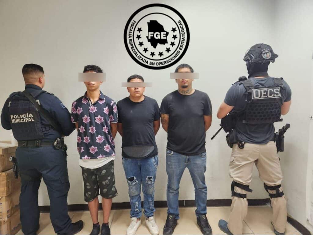 Rescata FEOE a ciudadanos norteamericanos secuestrados en el exterior de un restaurant
