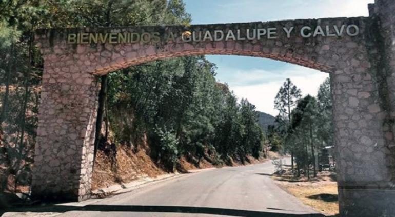 Dejan dos ejecutados en acceso a Guadalupe y Calvo