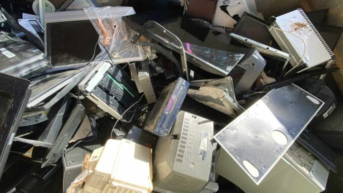 México, entre los 10 países que más basura electrónica genera