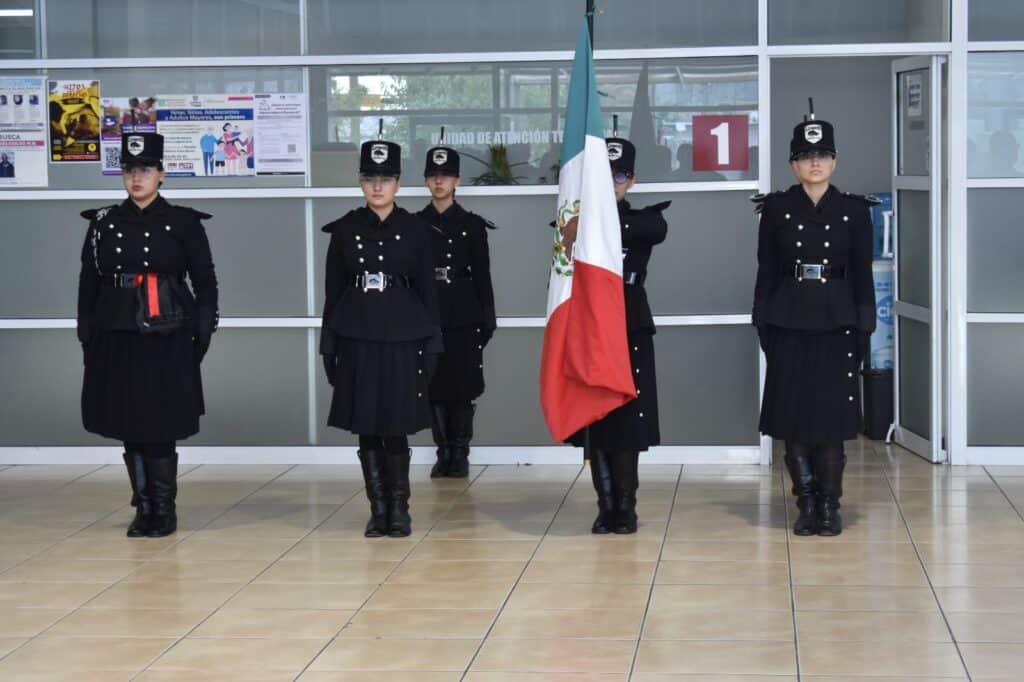 Inicia junio con honores a la bandera en Fiscalía Zona Norte