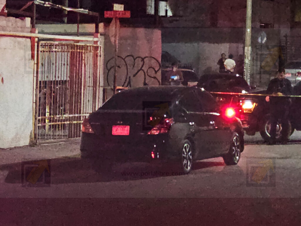 «Levantan» a un joven y encuentran un vehículo baleado en El Saucito