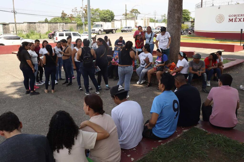 UNAM brinda orientación a migrantes vía telefónica
