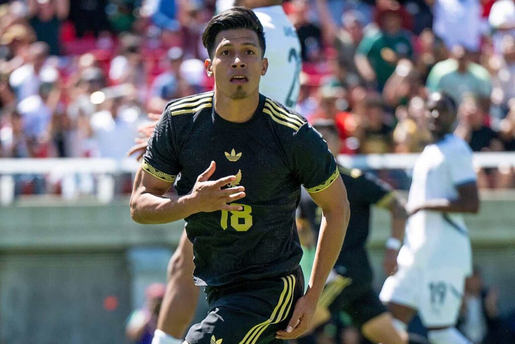Suiza vence 4-2 a México en Utah