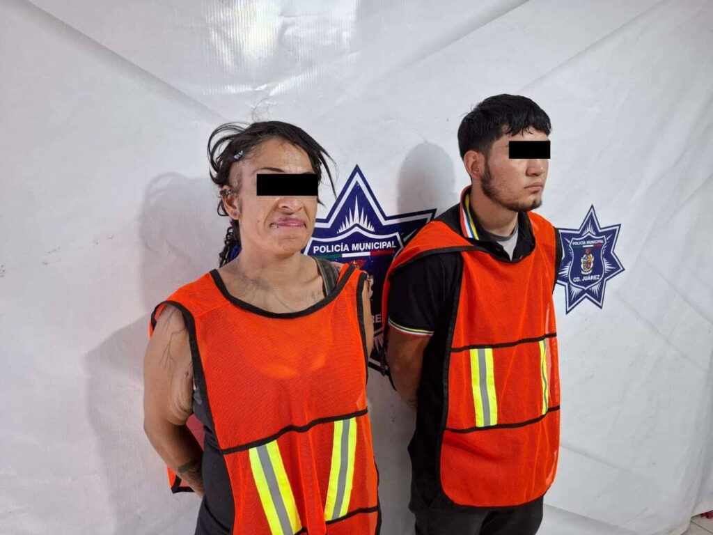 Arrestan a pareja por conducir vehículo robado en Valle del Marqués