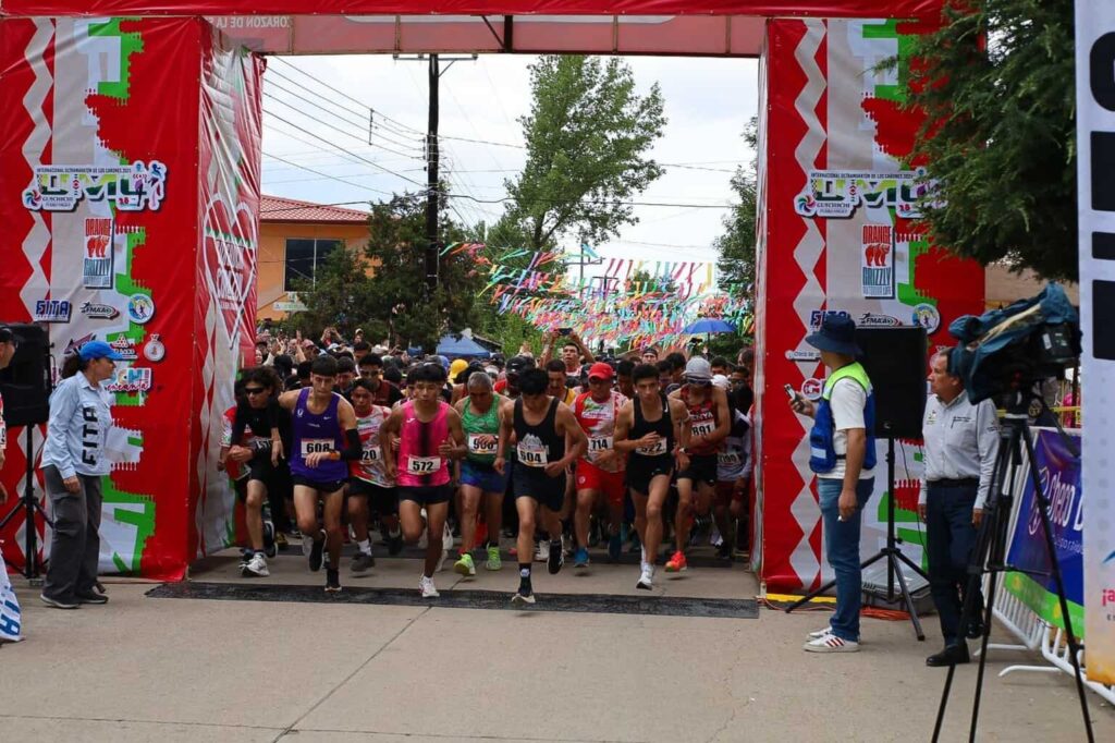 Arranca en Guachochi el Ultra Maratón de los Cañones 2025