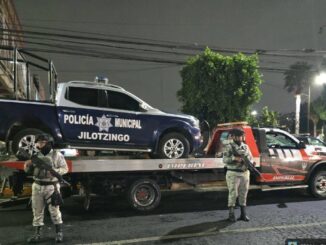 Detienen a seis policías por presunto robo de un tractocamión el Estado de México
