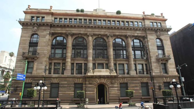 El Banco de México analiza un último recorte a la tasa de referencia