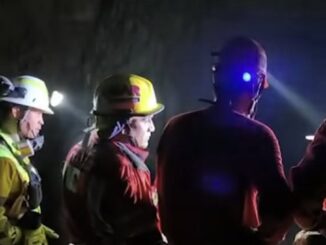 Continúan los esfuerzos para rescatar a mineros atrapados en Sinaloa