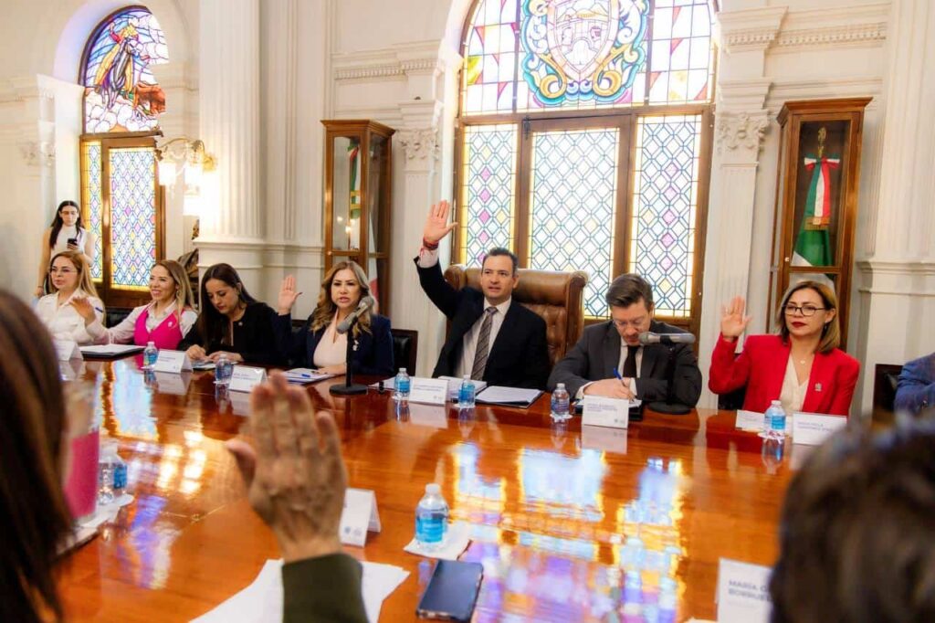 Aprueba Cabildo comisiones de premiación y convocatorias de reconocimientos municipales