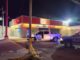 Dejan con narcomensaje a hombre golpeado y amarrado a un poste en Cuauhtémoc