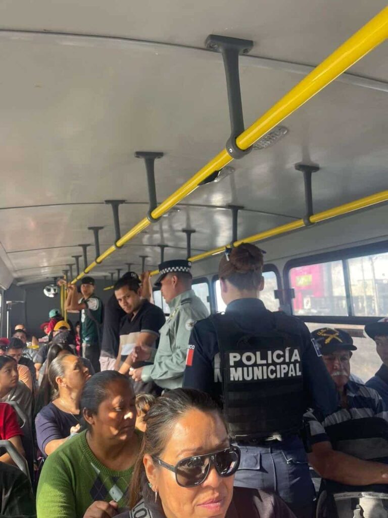 Realizan recorridos informativos en diversos sectores 