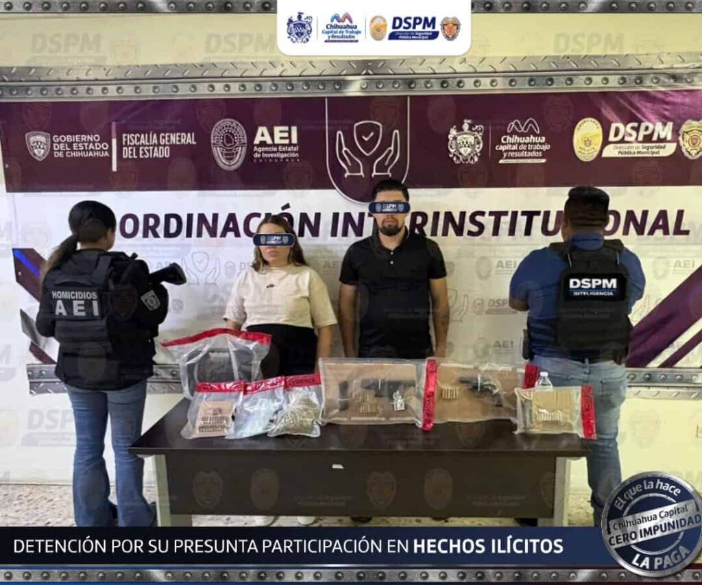 Presentan a pareja detenida y aseguramiento tras cateo de Quinta Sebastián