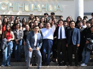 Recibe Fiscal César Jáuregui a estudiantes de Derecho de la UACH en la Fiscalía General del Estado