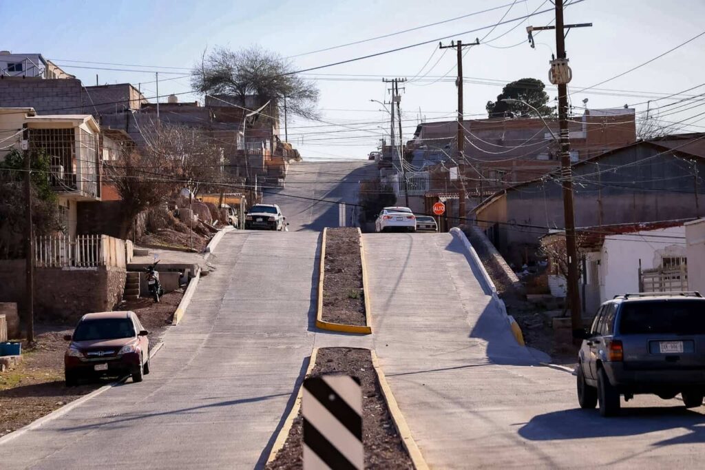 Entrega Marco Bonilla pavimentación con concreto hidráulico en la colonia Popular