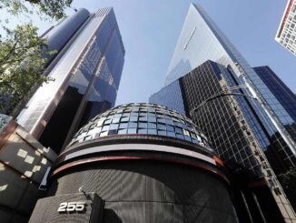 Bolsa mexicana cae 1.12 % por aumento de aversión al riesgo por violencia tras operativo