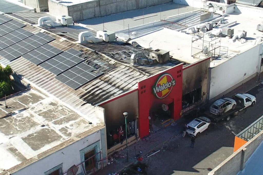 Imputan a exfuncionarios por incendio en Waldo’s de Hermosillo que dejó 24 muertos
