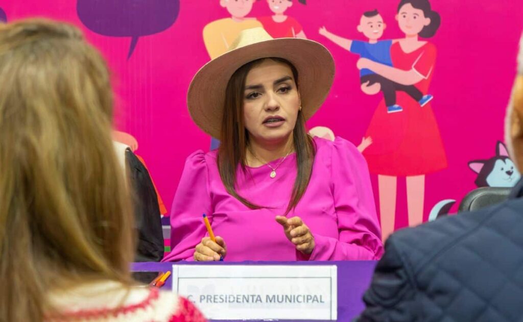 Grecia Quiroz denuncia a senador y diputados por presunto vínculo en homicidio de Carlos Manzo