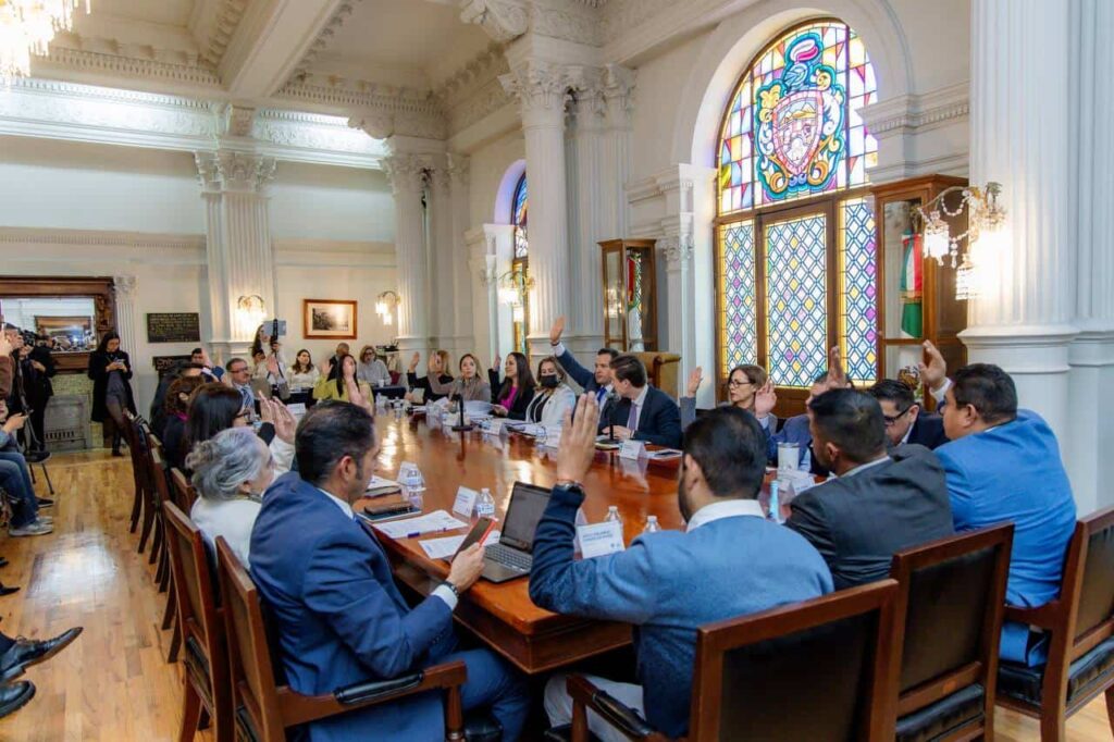 Aprueban regidores dictámenes que beneficiarán a los chihuahuenses en seguridad, desarrollo económico y protección a animales de compañía